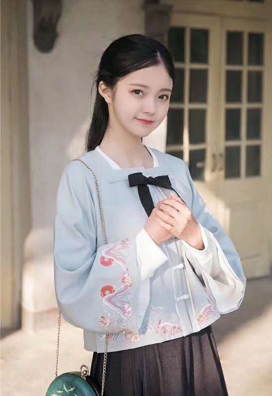 昨晚去了一次亭湖区水疗洗浴中心,这些项目一个比一个刺激